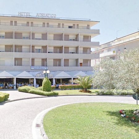 Hotel Adriatico Bibione Esterno foto