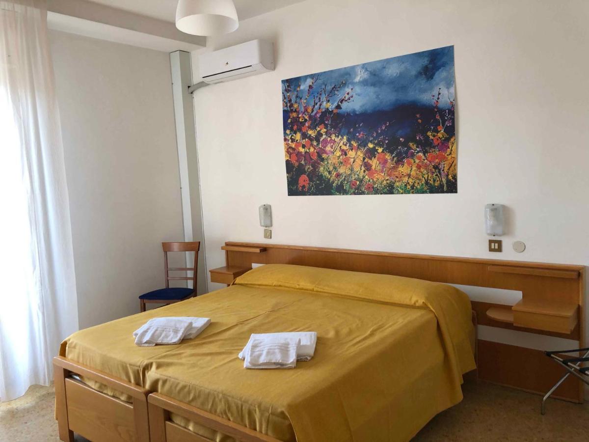 Hotel Adriatico Bibione Esterno foto