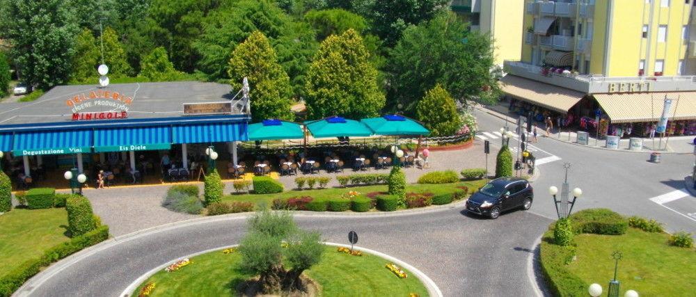 Hotel Adriatico Bibione Esterno foto